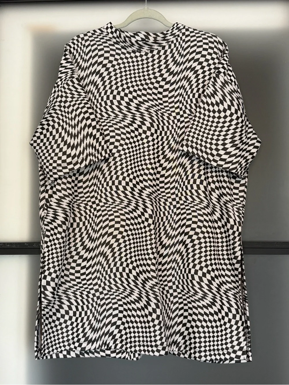 Black & White Optical-Check oversized top